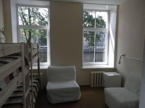 Хостел Guest House Kommunalka Санкт-Петербург-5